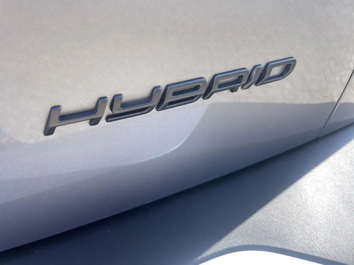 1.2 Hybrid 145 GT