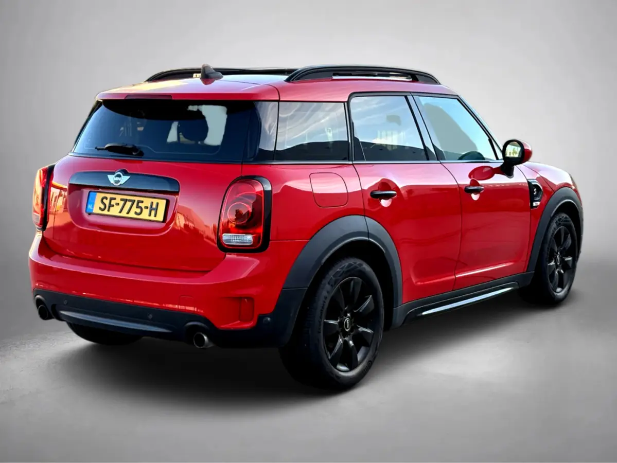 Mini 2.0 Cooper S LAGE KM! | 192PK | PANO | NL-Auto | Perf onderH | Carplay | ParkSens | Cruise