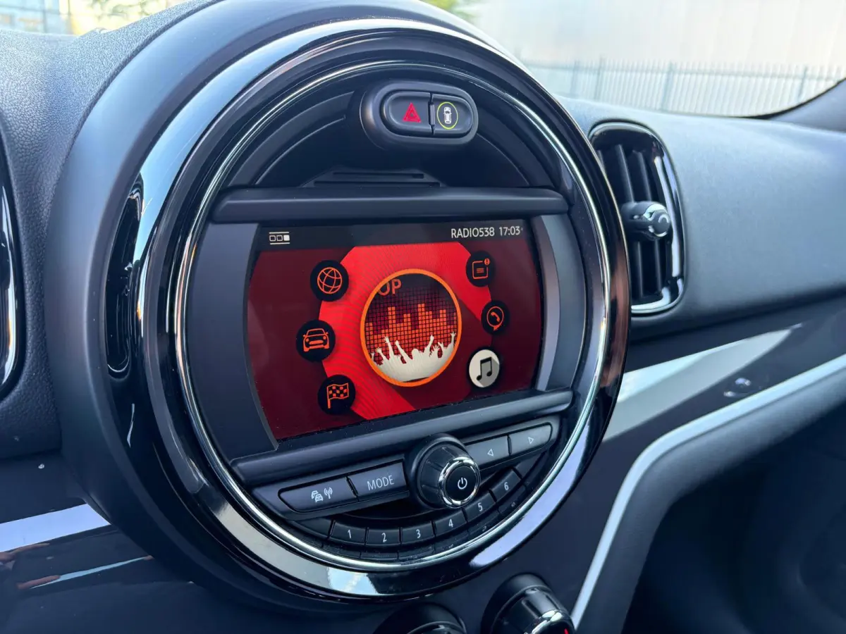 Mini 2.0 Cooper S LAGE KM! | 192PK | PANO | NL-Auto | Perf onderH | Carplay | ParkSens | Cruise