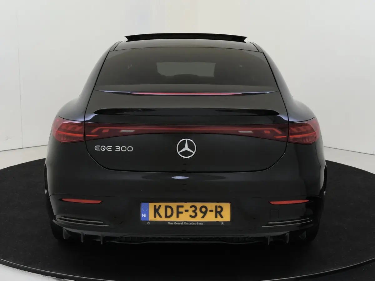 300 Business Solution AMG 90 kWh / Luchtvering / Panaroma-dak / Memory-Stoelen /