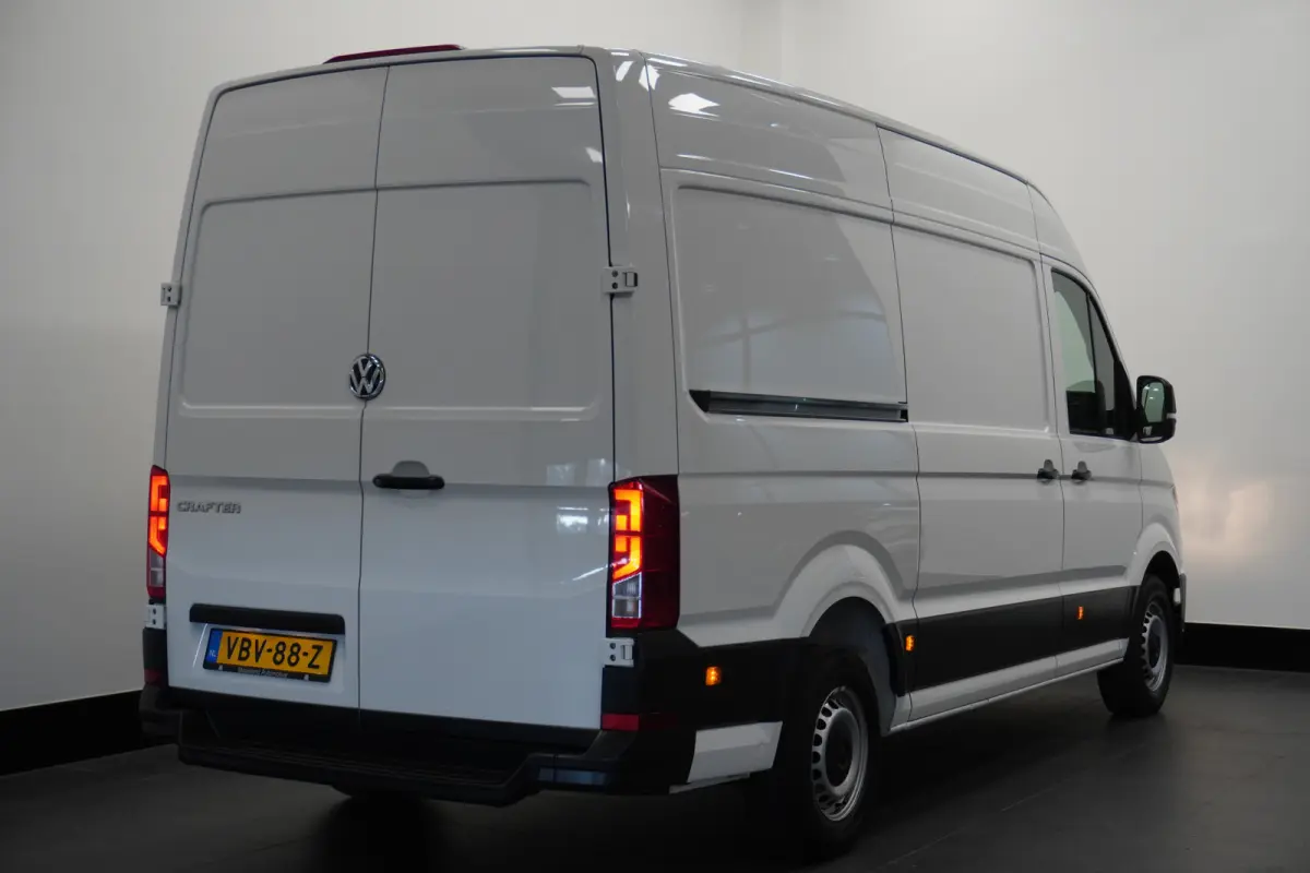 2.0 TDI 140PK L3H3 EURO 6 - Airco - Radio - Cruise - €16.900,- Excl.