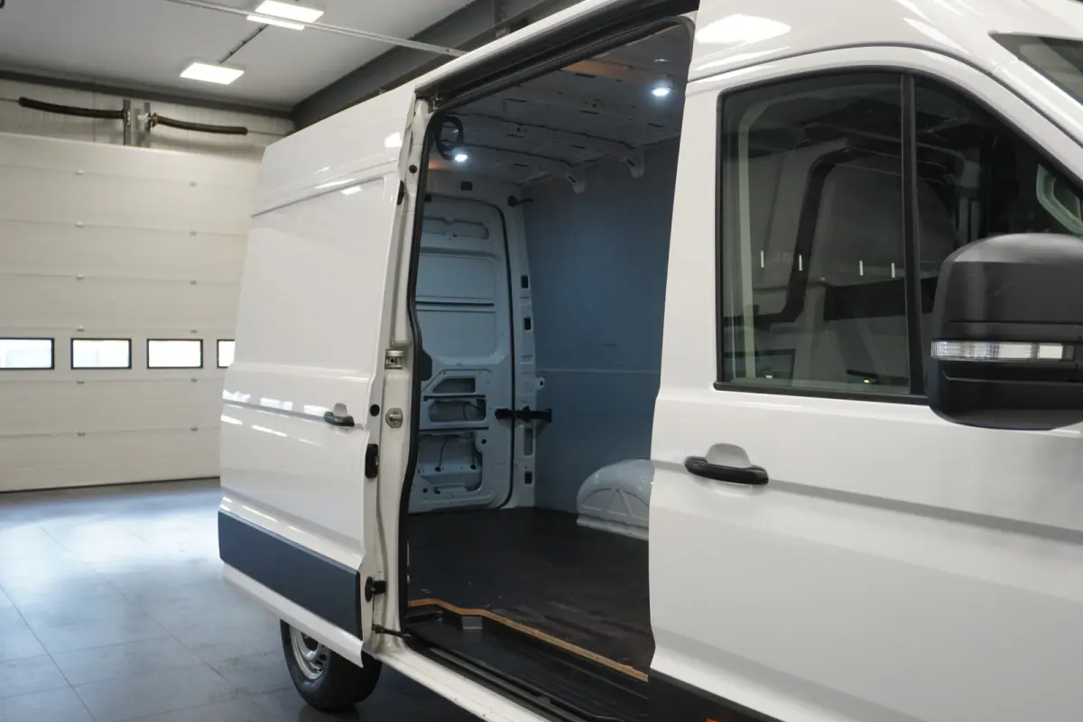 2.0 TDI 140PK L3H3 EURO 6 - Airco - Radio - Cruise - €16.900,- Excl.