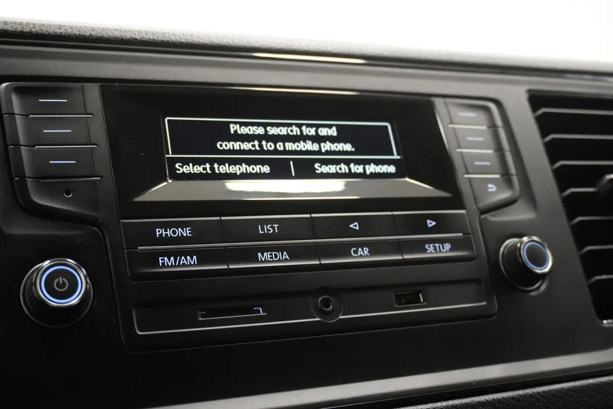2.0 TDI 140PK L3H3 EURO 6 - Airco - Radio - Cruise - €16.900,- Excl.