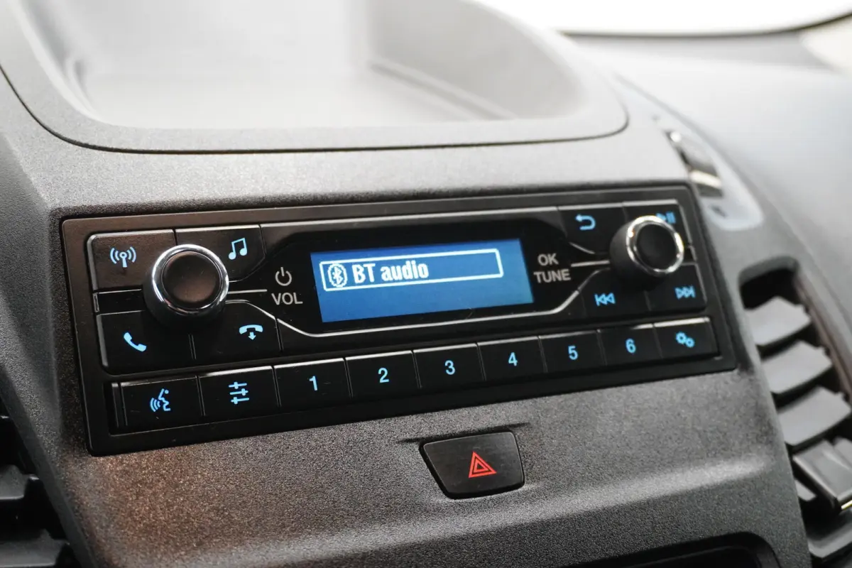 1.5 EcoBlue 100PK EURO 6 Airco - Cruise - Trekhaak - €10.950,- Excl.