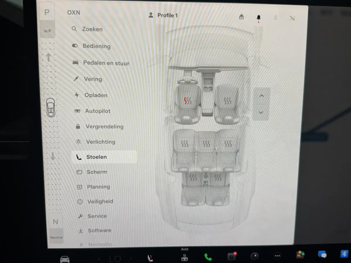 Base AWD 7 personen 100 KWH / NAVI / FULL / INRUIL MOGELIJK / SOH 87 % /