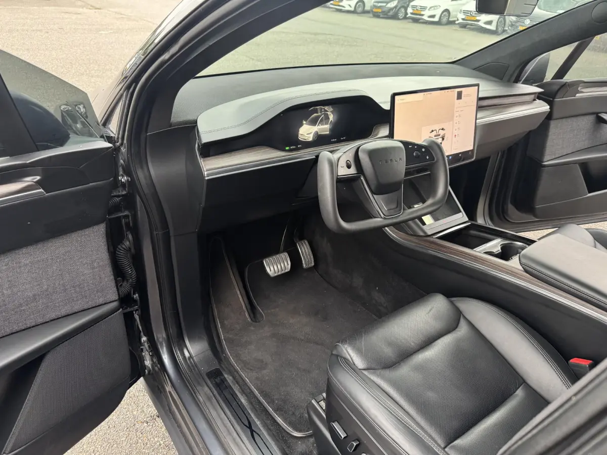 Base AWD 7 personen 100 KWH / NAVI / FULL / INRUIL MOGELIJK / SOH 87 % /
