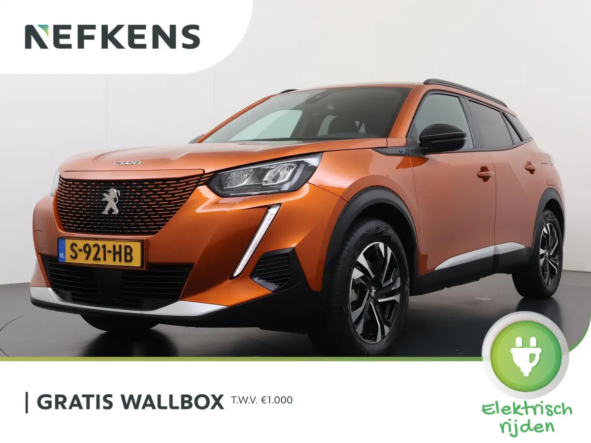 SUV Allure Pack 50 kWh 136pk | Accu 94% | Navigatie via Apple Carplay en Android auto | Camera achter | Stoelverwarming | Digitale 3D i-Cockpit | Lichtmetalen velgen | Cruise control
