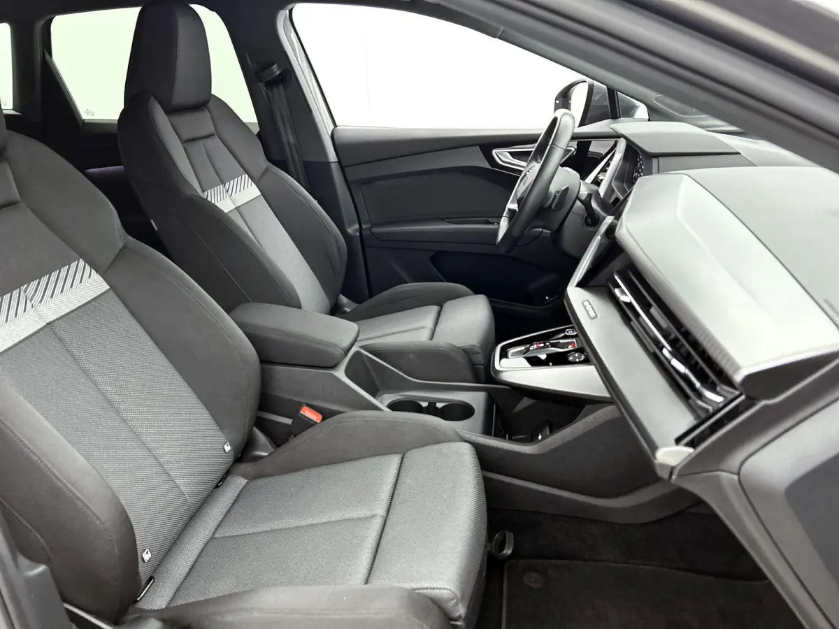 45 quattro Edition 77 kWh 265 PK | Automaat |