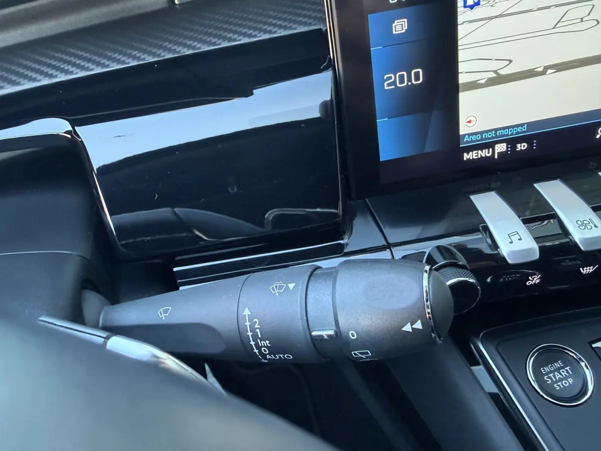 BWJ 2023 1.2 131 PK PureTech Allure Pack Business | AUTOMAAT | ADAPTIVE CRUISE | FULL LED | HALF LEER | KEYLESS | 360 CAMERA | CARPLAY + ANDROID | DAB | LMV | PDC