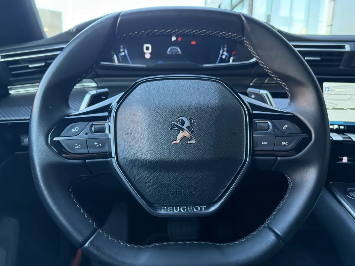BWJ 2023 1.2 131 PK PureTech Allure Pack Business | AUTOMAAT | ADAPTIVE CRUISE | FULL LED | HALF LEER | KEYLESS | 360 CAMERA | CARPLAY + ANDROID | DAB | LMV | PDC