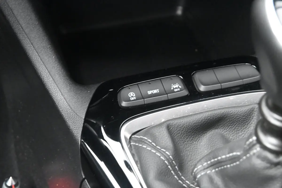 1.2 Turbo 100pk GS-line | Cruise Control | Navigatie | Airco | Achteruitrijcamera | Apple Carplay & Android Auto | Keyless Entry |
