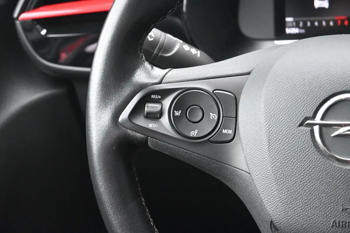 1.2 Turbo 100pk GS-line | Cruise Control | Navigatie | Airco | Achteruitrijcamera | Apple Carplay & Android Auto | Keyless Entry |