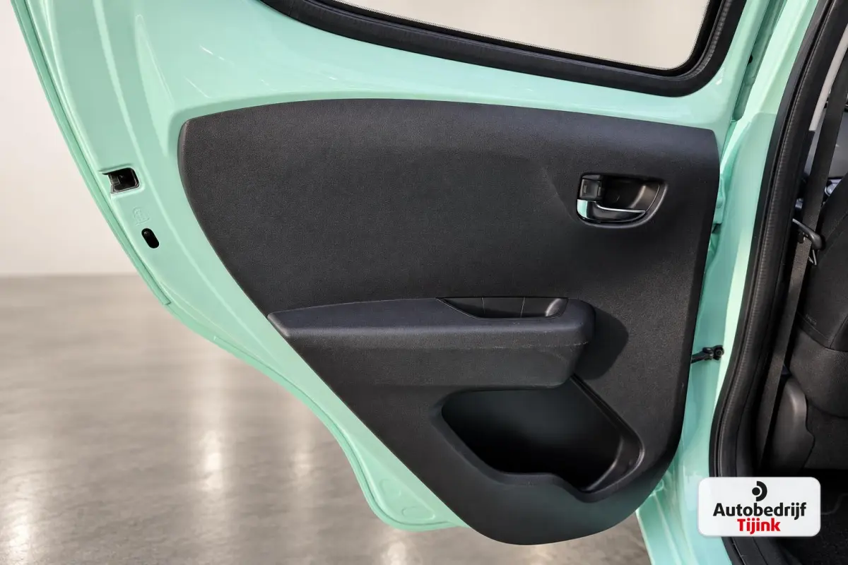 1.0 VTi Airscape Shine | Cabrio | Automaat | Airco | Camera | Connecting Box | Elektro pakket | Zwarte grill |