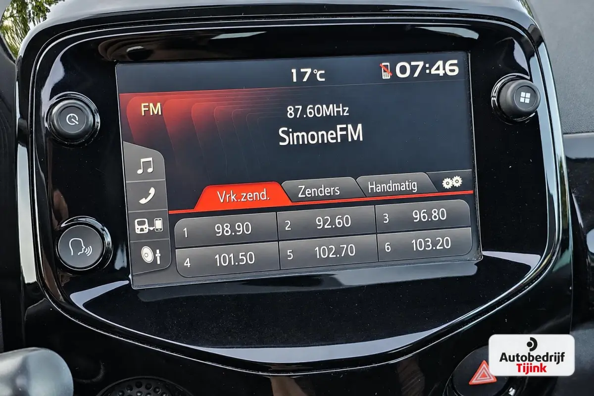 1.0 VTi Airscape Shine | Cabrio | Automaat | Airco | Camera | Connecting Box | Elektro pakket | Zwarte grill |