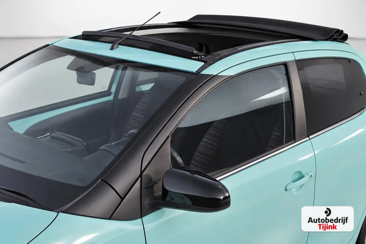 1.0 VTi Airscape Shine | Cabrio | Automaat | Airco | Camera | Connecting Box | Elektro pakket | Zwarte grill |