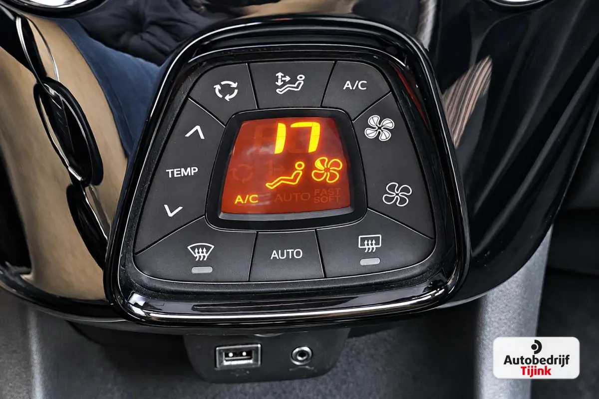 1.0 VTi Airscape Shine | Cabrio | Automaat | Airco | Camera | Connecting Box | Elektro pakket | Zwarte grill |