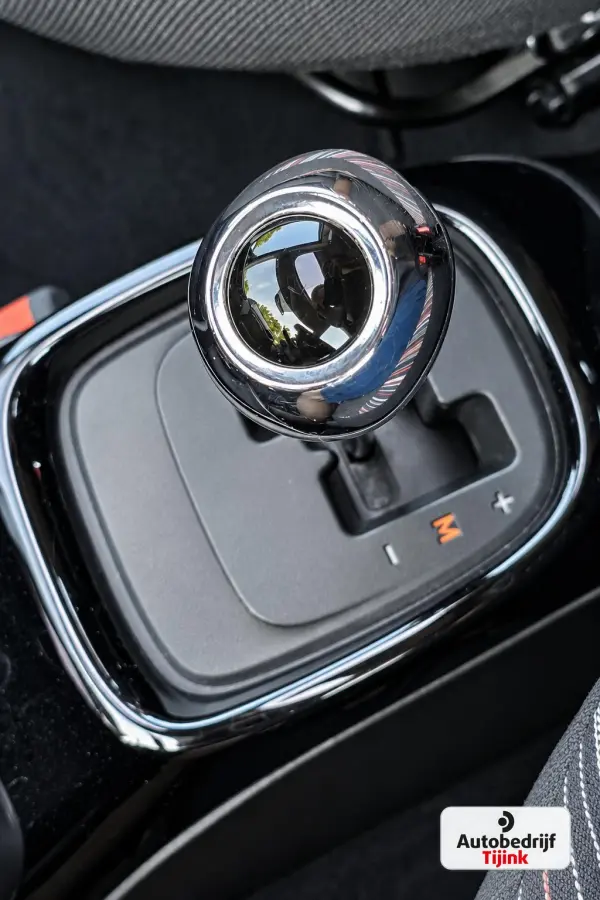 1.0 VTi Airscape Shine | Cabrio | Automaat | Airco | Camera | Connecting Box | Elektro pakket | Zwarte grill |