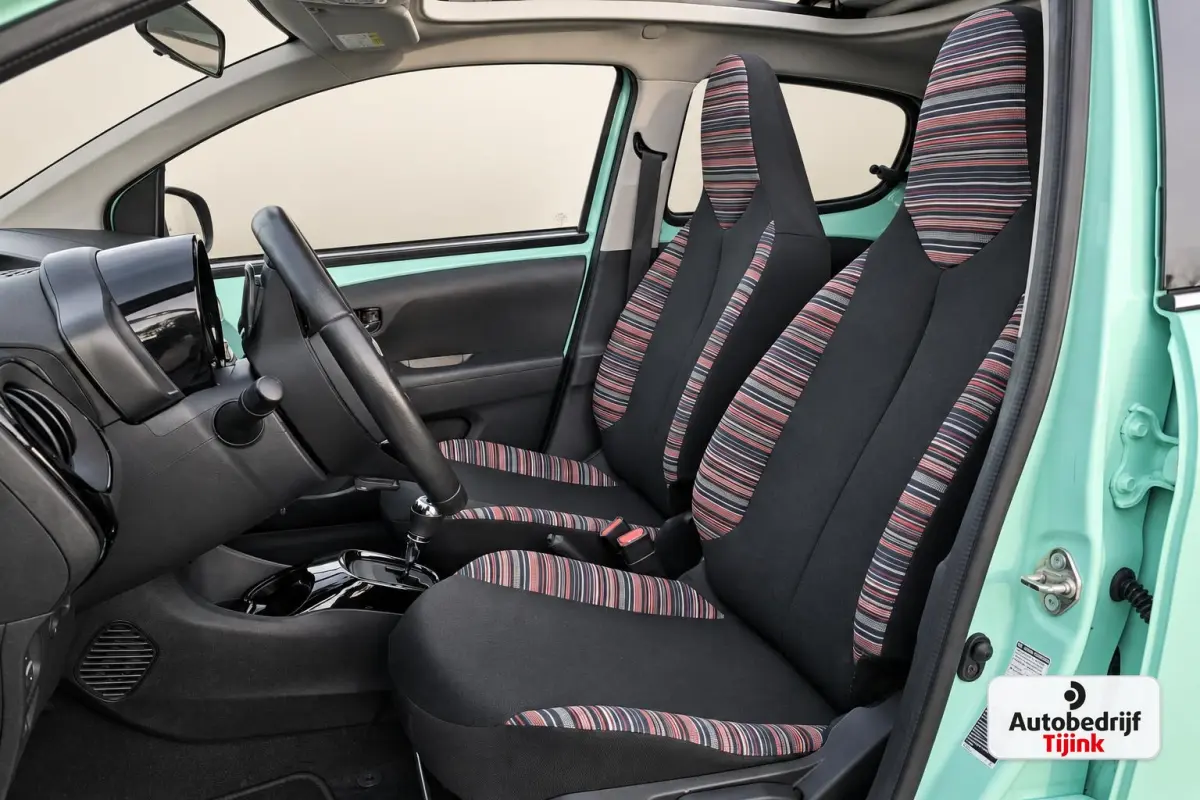 1.0 VTi Airscape Shine | Cabrio | Automaat | Airco | Camera | Connecting Box | Elektro pakket | Zwarte grill |