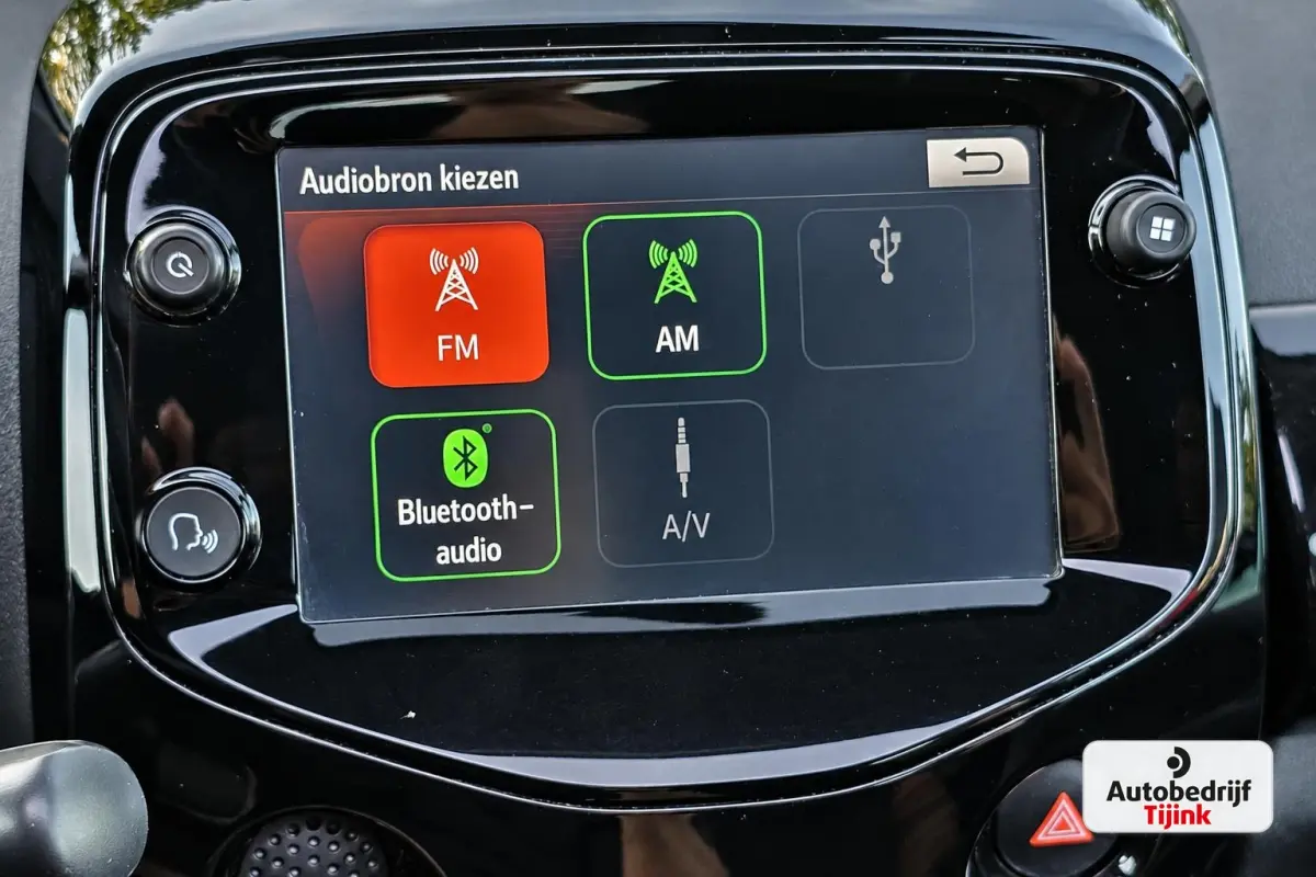 1.0 VTi Airscape Shine | Cabrio | Automaat | Airco | Camera | Connecting Box | Elektro pakket | Zwarte grill |