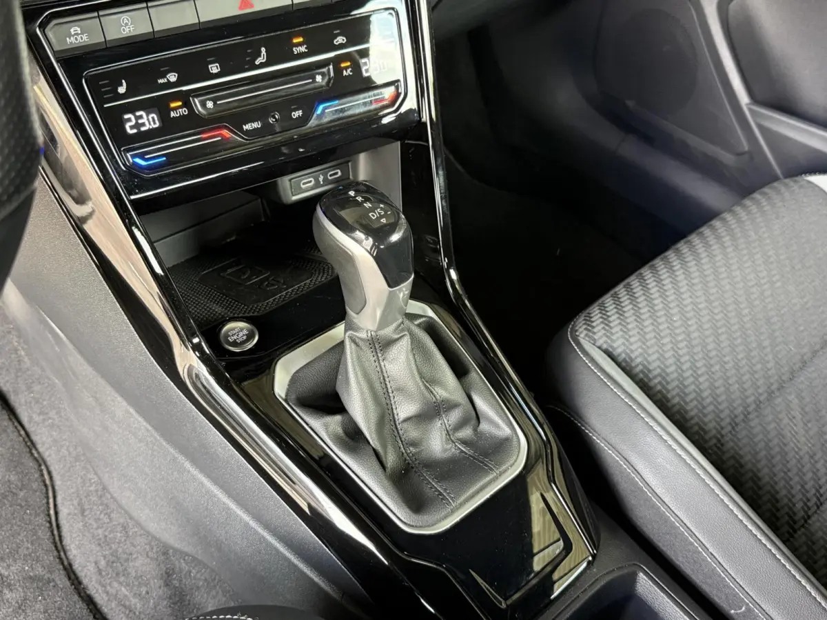 1.5 TSI R-Line|ACC|DSG|IQ LIGHT|