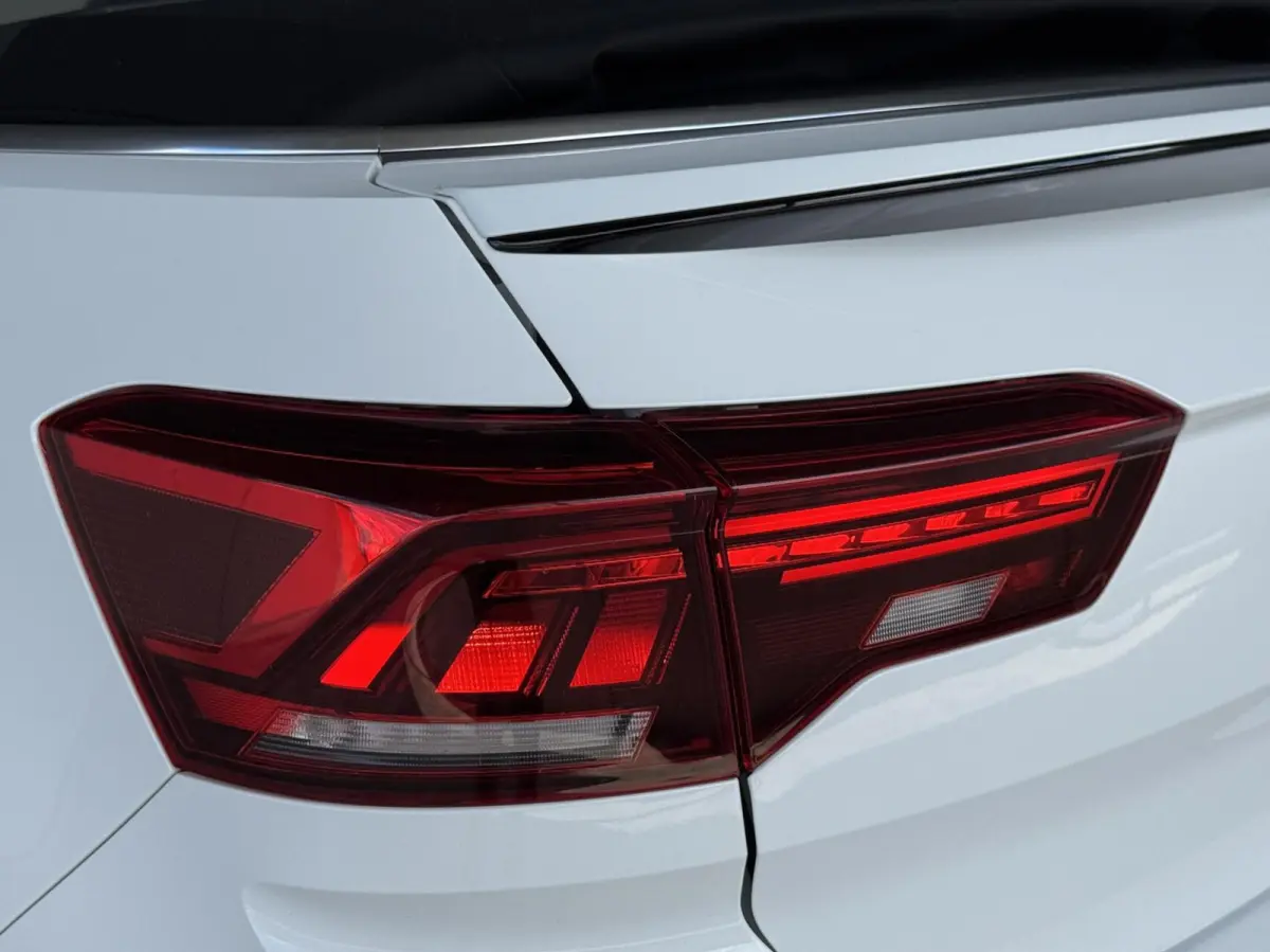 1.5 TSI R-Line|ACC|DSG|IQ LIGHT|