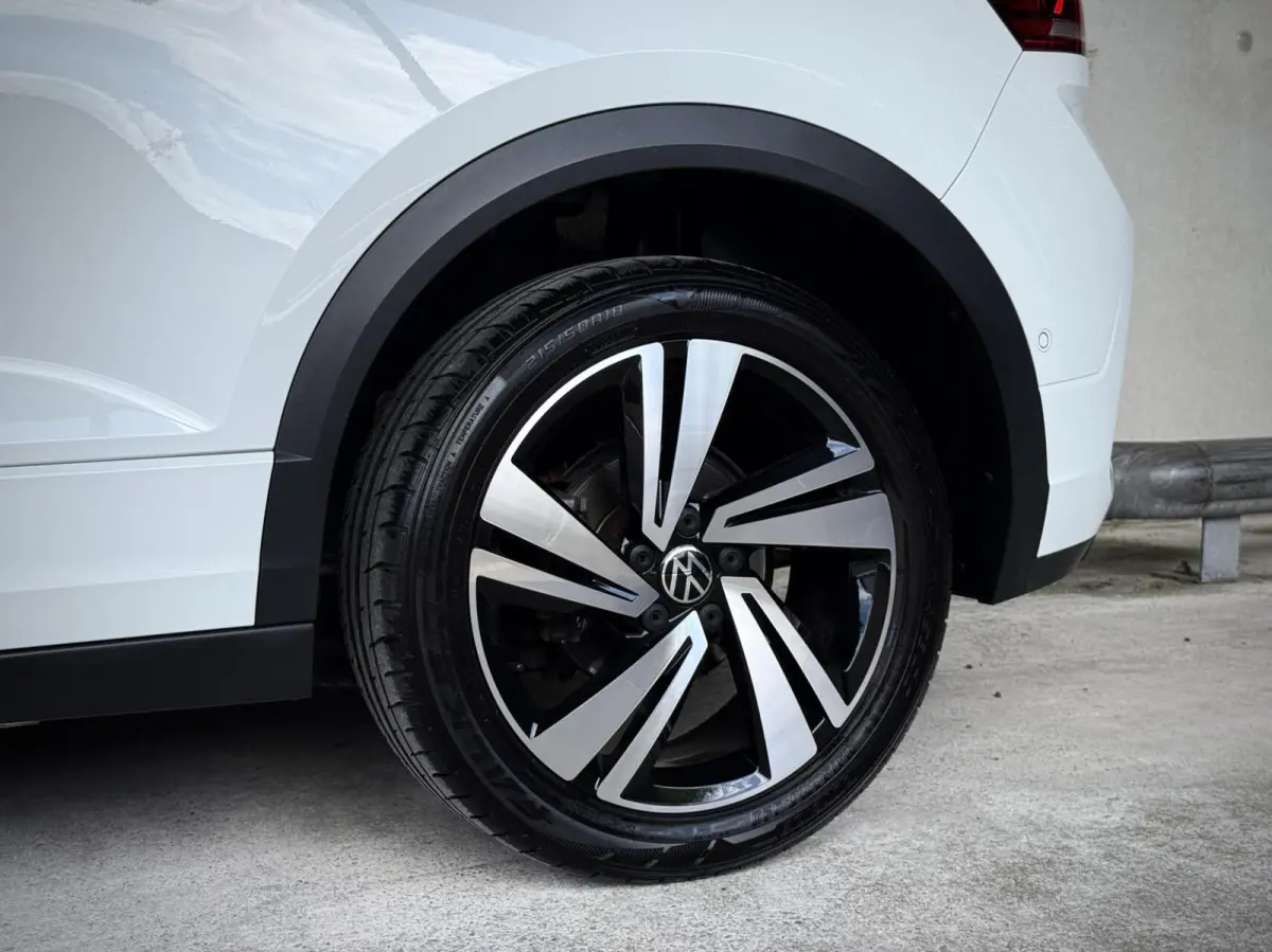 1.5 TSI R-Line|ACC|DSG|IQ LIGHT|