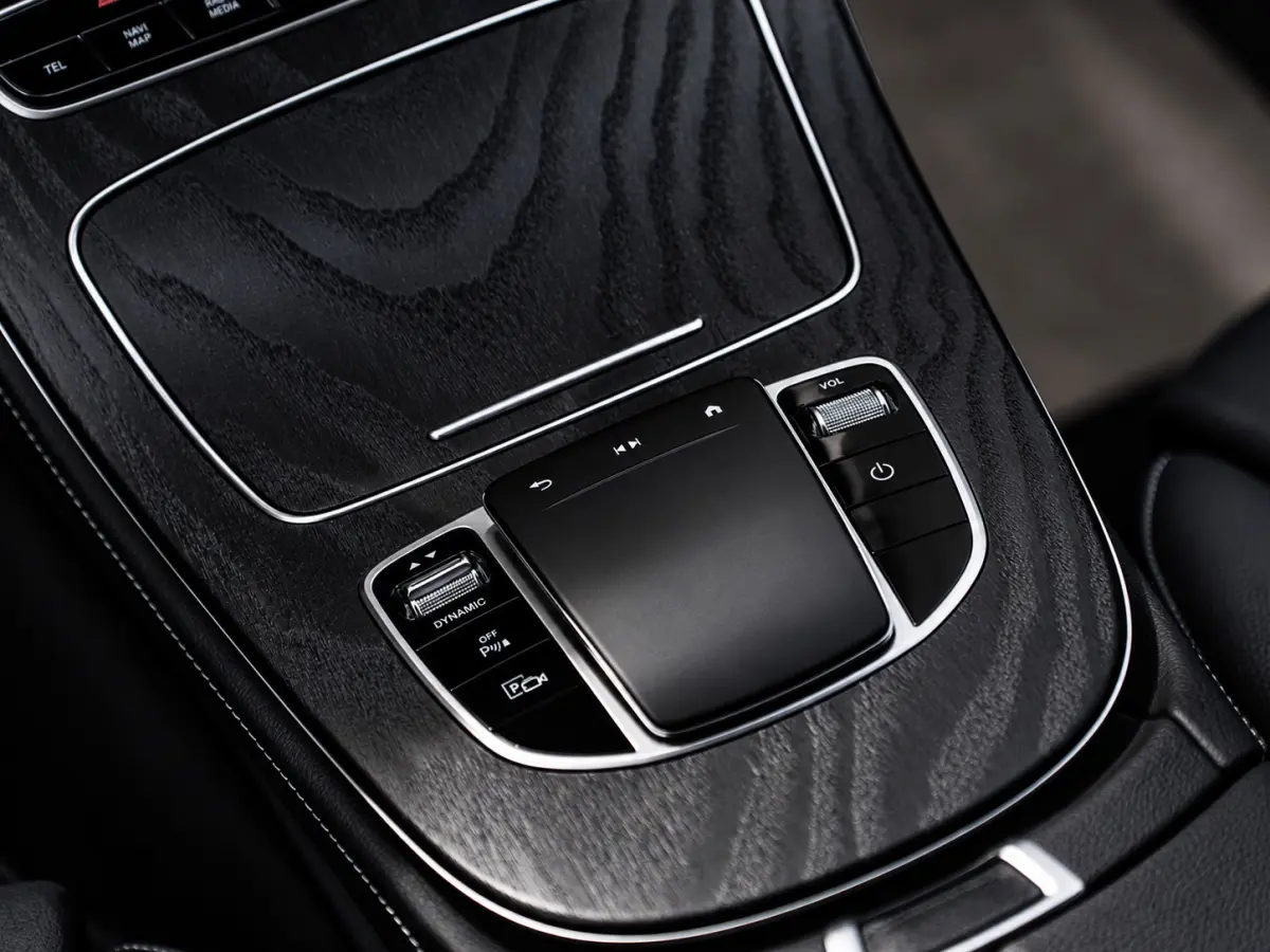 E300e 4MATIC AMG Line|PANO|BURMESTER|360°