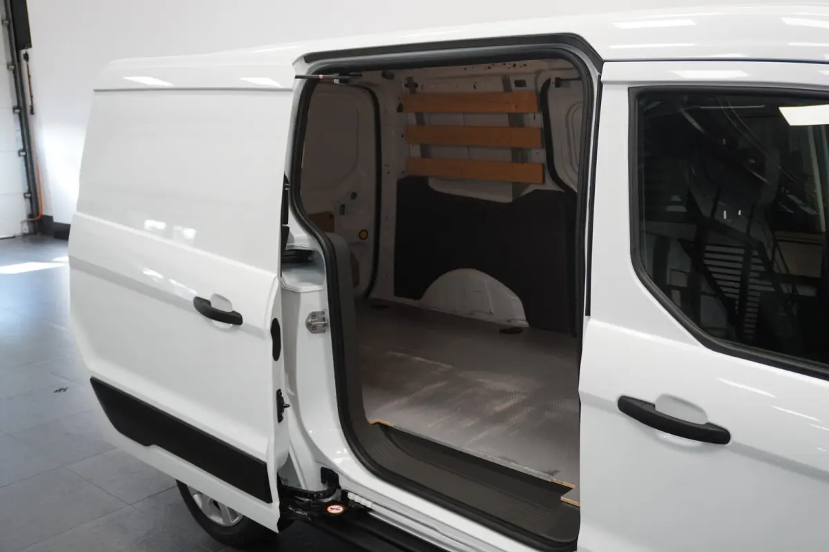1.5 EcoBlue 100PK L2 EURO 6 - Airco - Navi - Cruise - € 12.950,- Excl.