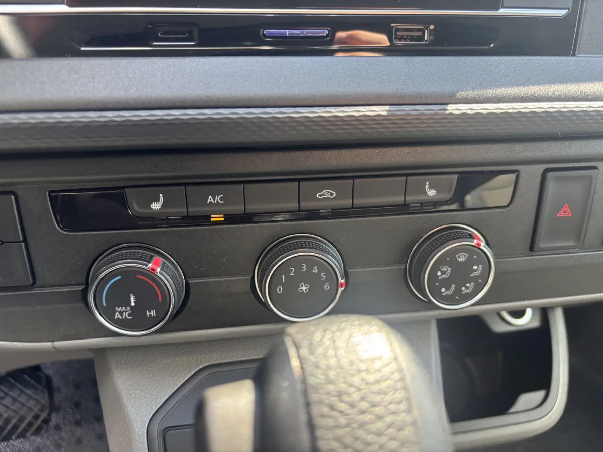2.0 TDI L2H1 Automaat 3 persoons / achterklep.