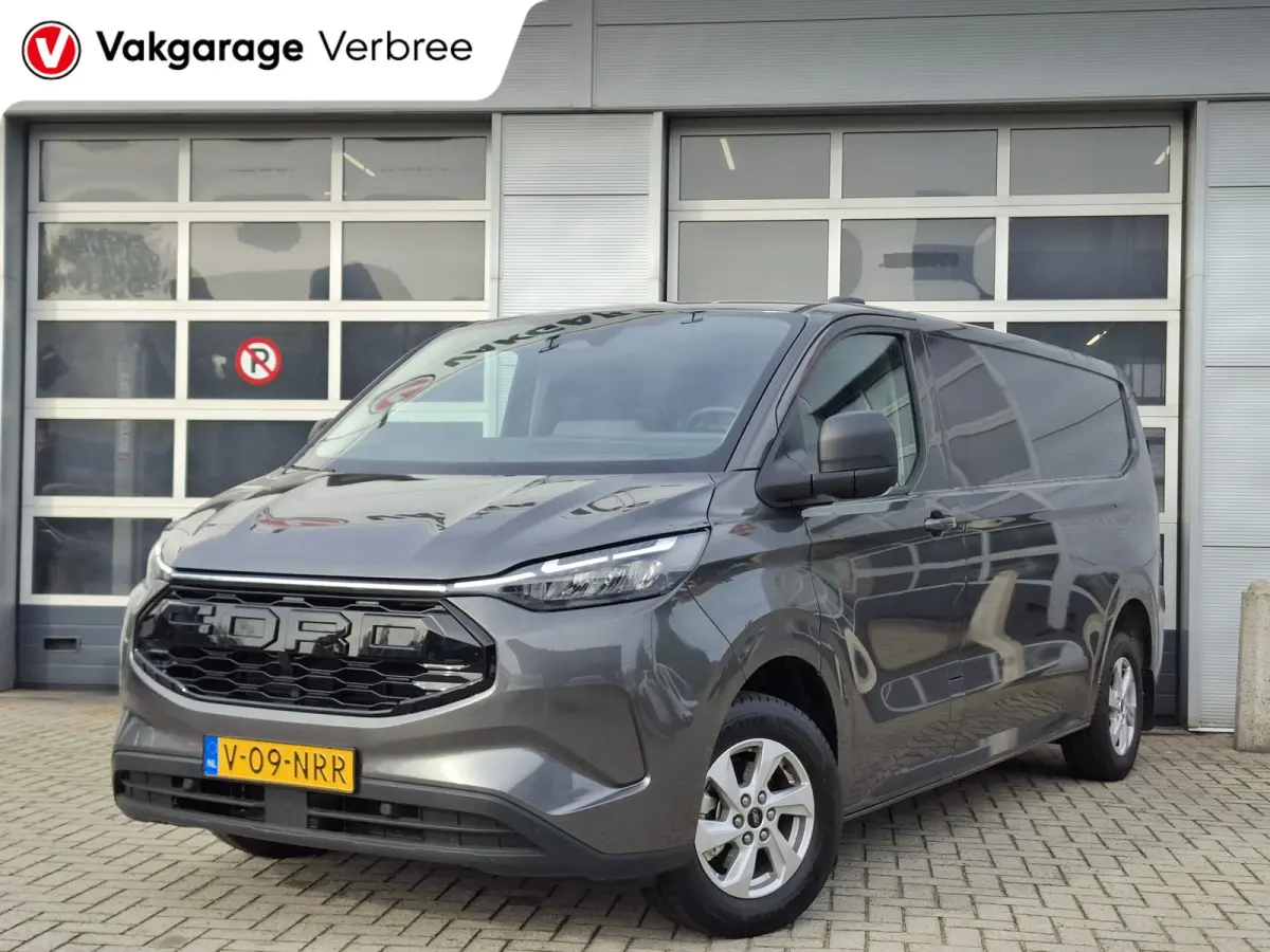 320 2.5 PHEV L2H1 Limited | Incl. BPM | NIEUW!! | Navigatie/Android/Apple Carplay | Cruise Control Adaptief | Voorstoelen/Voorruit Verwarmd | PDC Voor en Achter | Airco Automatisch | LED Kop