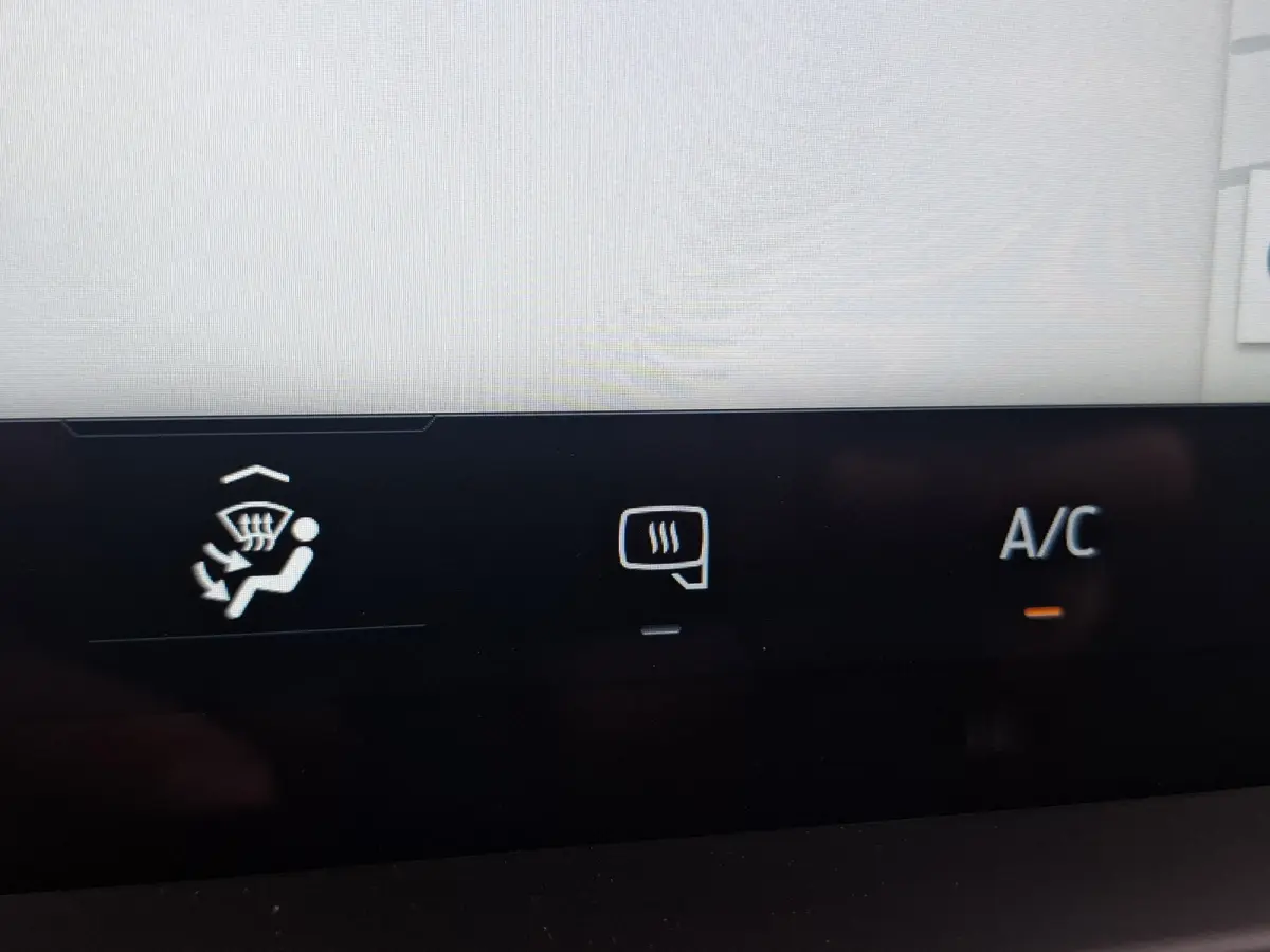 320 2.5 PHEV L2H1 Limited | Incl. BPM | NIEUW!! | Navigatie/Android/Apple Carplay | Cruise Control Adaptief | Voorstoelen/Voorruit Verwarmd | PDC Voor en Achter | Airco Automatisch | LED Kop