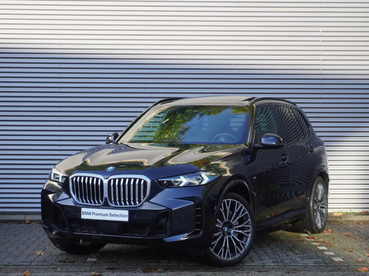 xDrive50e | SoH 100% | M Sportpakket | Driving Assistant Professional | Harman/Kardon Surround Sound systeem | Panoramadak