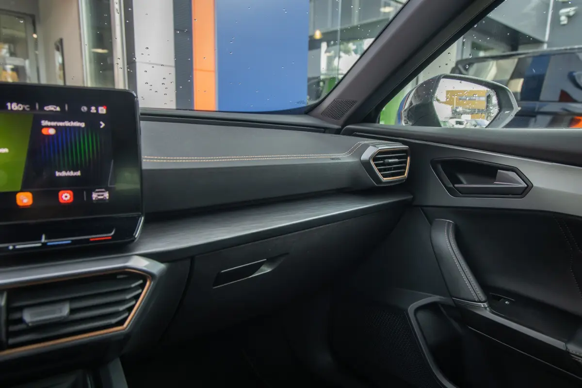 1.5 TSI Business Edition | Apple Carplay/Android Auto | Achteruitrijcamera | Stoel- Stuurverwarming | Keyless | Cruise control adaptief | Achteruitrijcamera | Airco (automatisch) | Apple Car