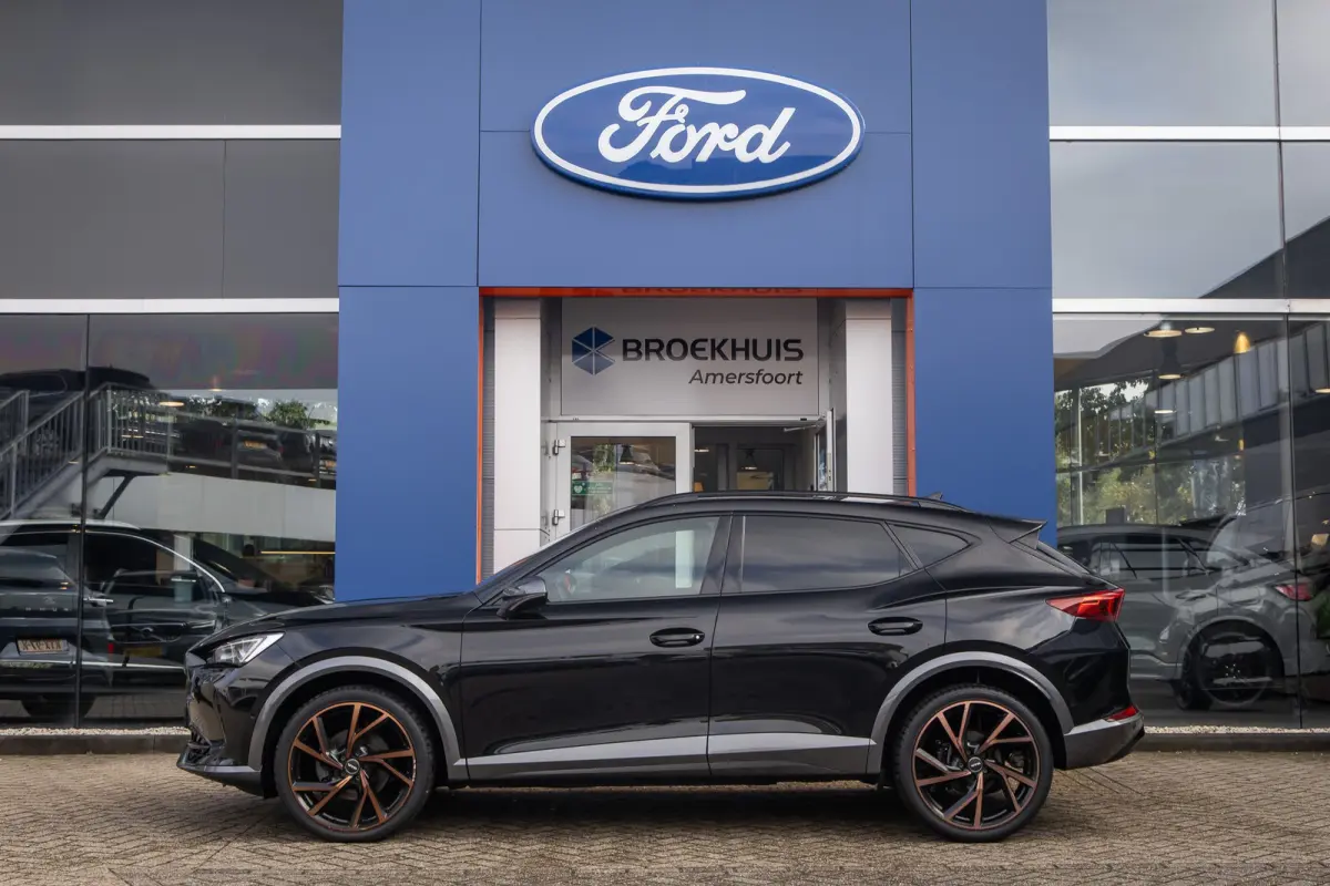 1.5 TSI Business Edition | Apple Carplay/Android Auto | Achteruitrijcamera | Stoel- Stuurverwarming | Keyless | Cruise control adaptief | Achteruitrijcamera | Airco (automatisch) | Apple Car