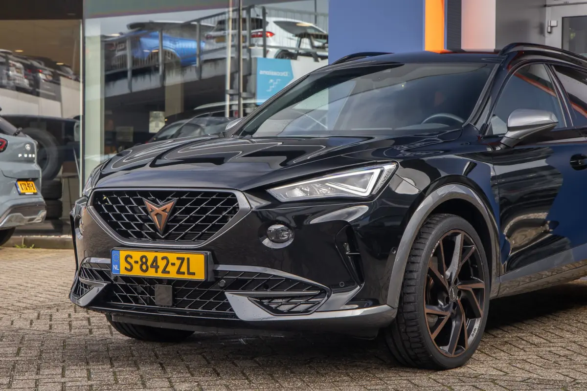 1.5 TSI Business Edition | Apple Carplay/Android Auto | Achteruitrijcamera | Stoel- Stuurverwarming | Keyless | Cruise control adaptief | Achteruitrijcamera | Airco (automatisch) | Apple Car