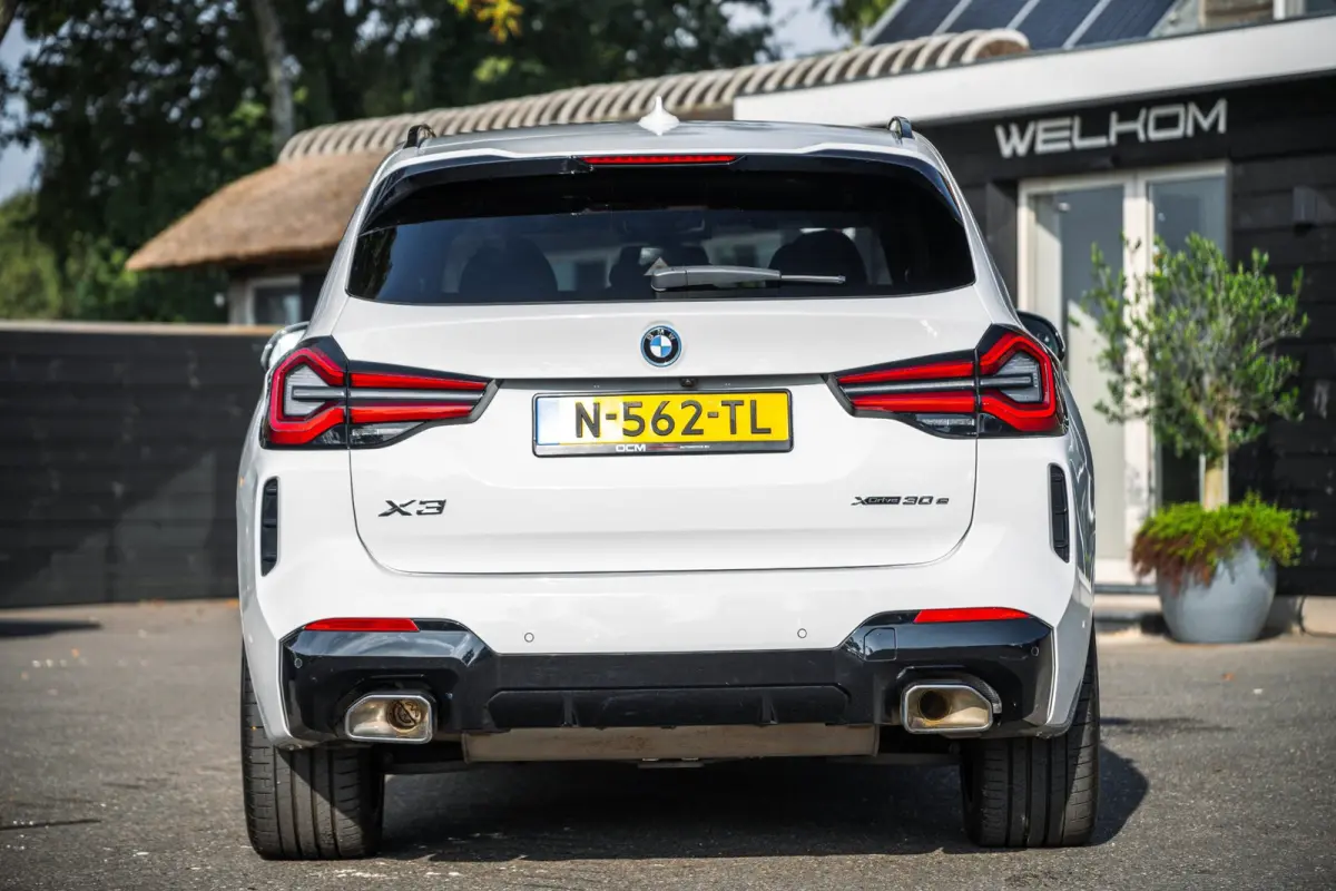 XDrive30e M-Sport Soh 92% I 20inch I Panoramadak I Laser Led I HiFi I NL Auto I NAP I CarPlay I Android