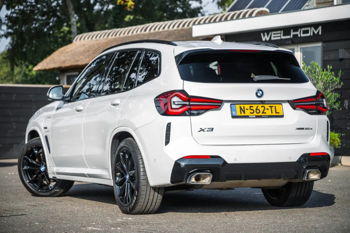 XDrive30e M-Sport Soh 92% I 20inch I Panoramadak I Laser Led I HiFi I NL Auto I NAP I CarPlay I Android