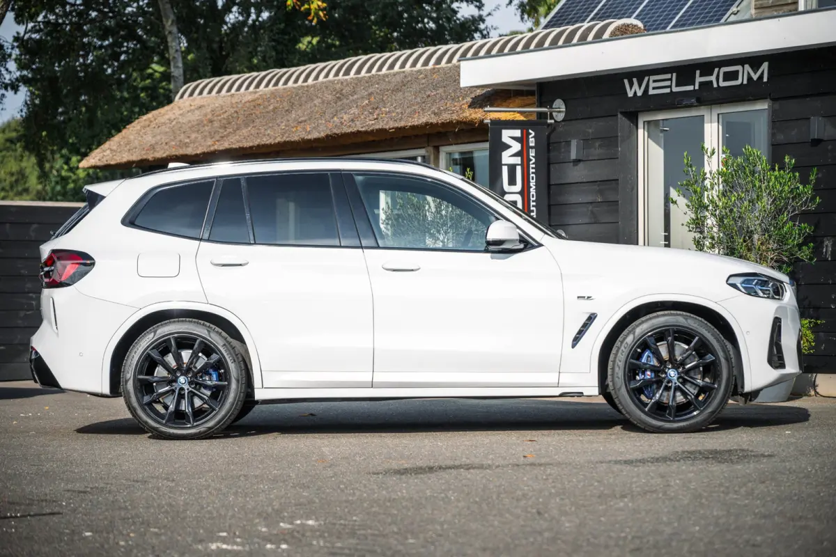 XDrive30e M-Sport Soh 92% I 20inch I Panoramadak I Laser Led I HiFi I NL Auto I NAP I CarPlay I Android
