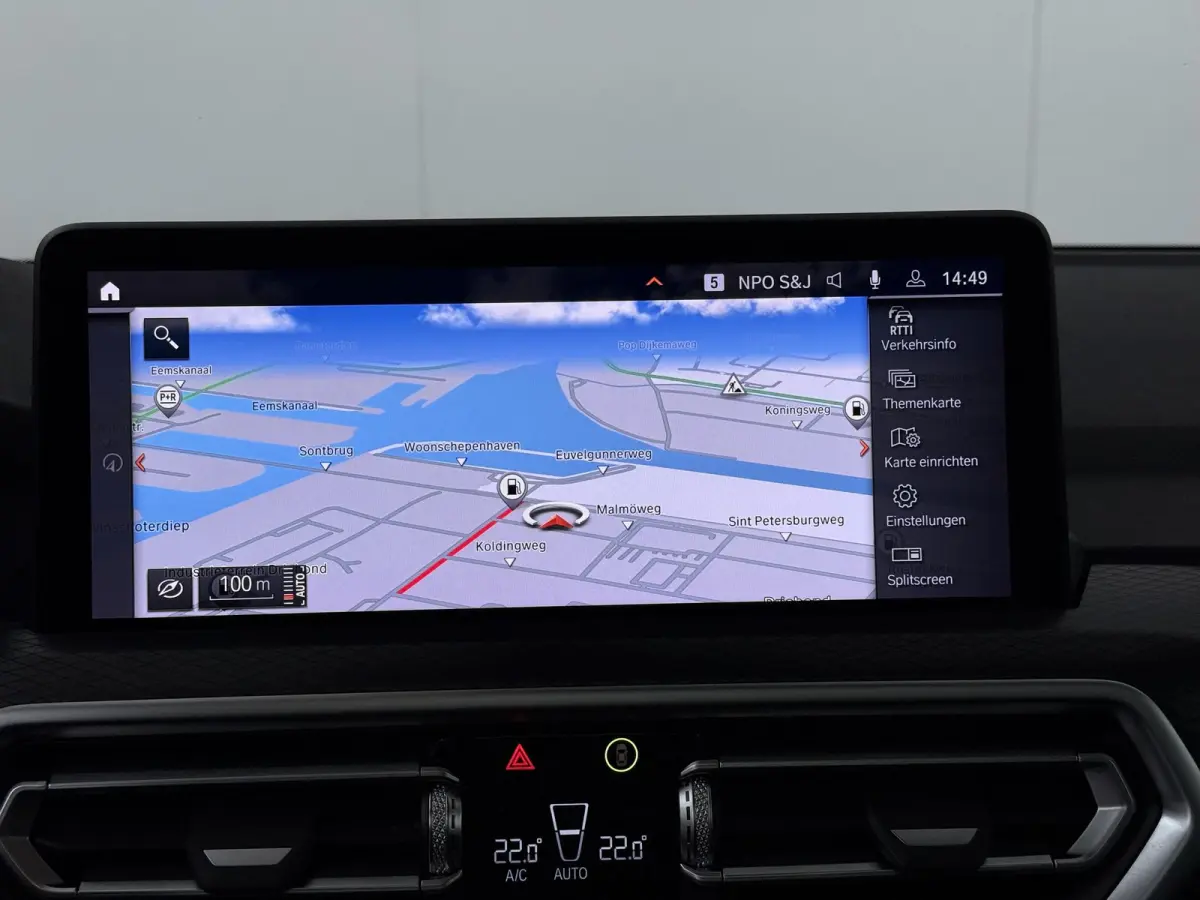 xDrive30i | Driving Assistant Profesional | HIFI luidsprekersysteem | Trekhaak | Schuif/kantel-dak | Laserlicht | Head-up display |