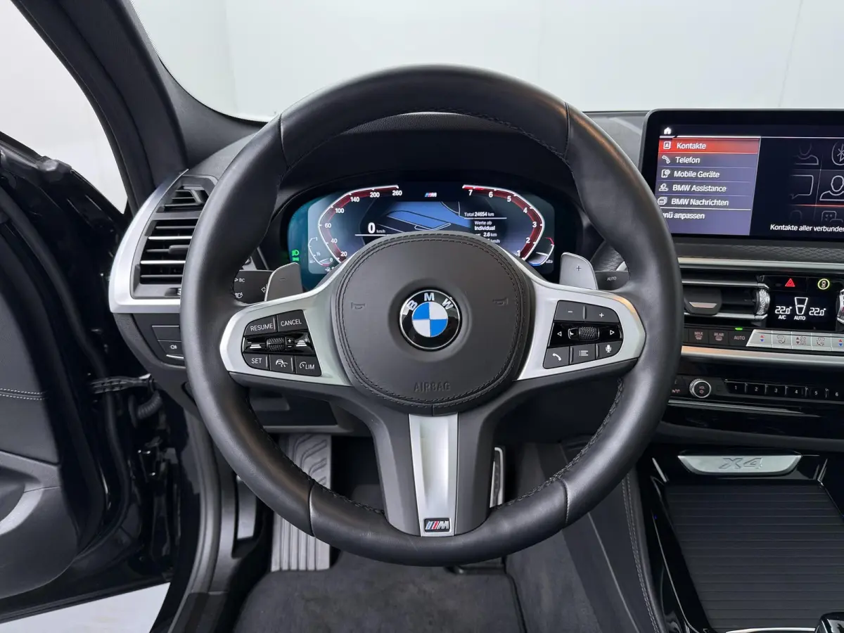 xDrive30i | Driving Assistant Profesional | HIFI luidsprekersysteem | Trekhaak | Schuif/kantel-dak | Laserlicht | Head-up display |