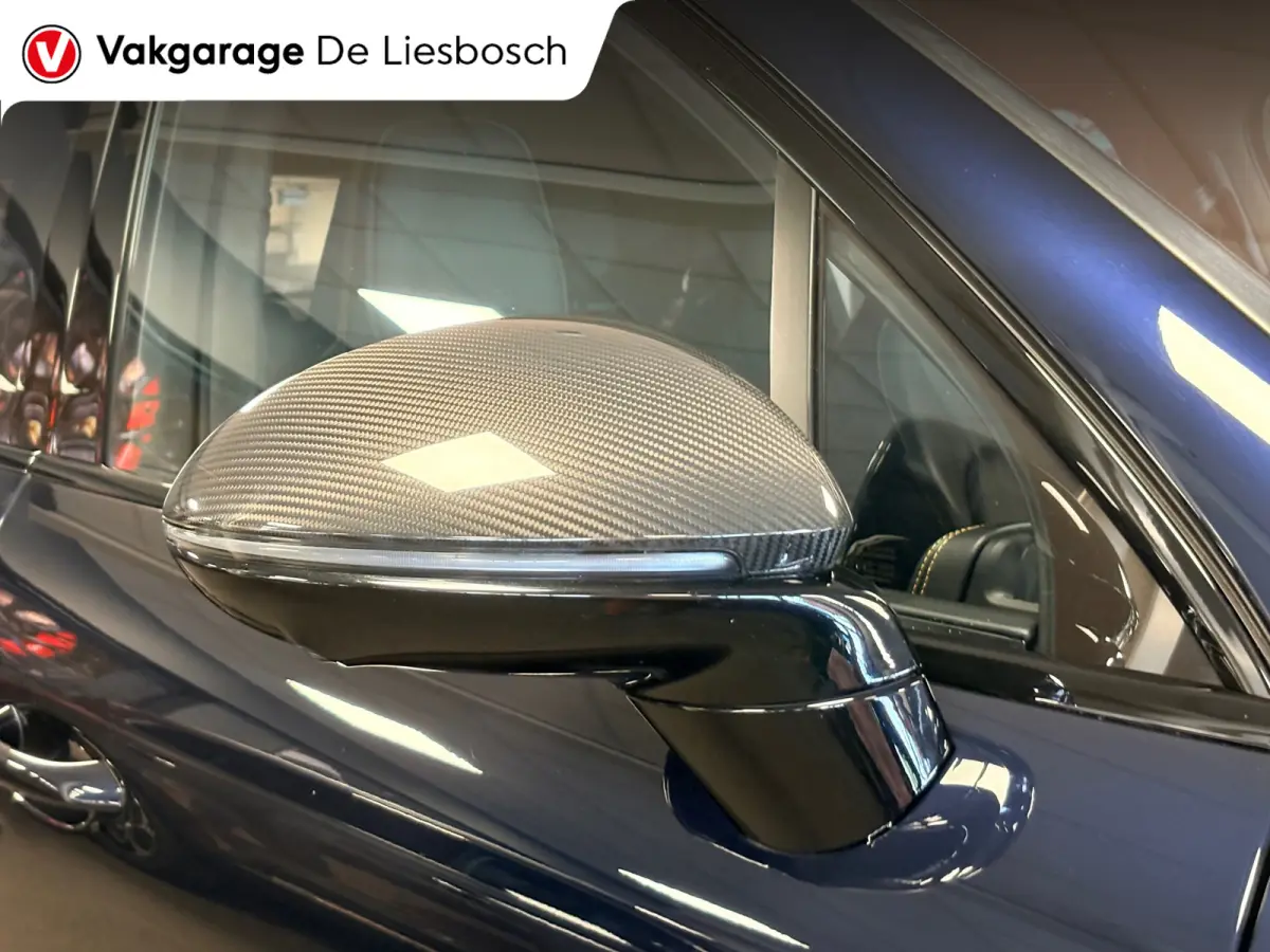 4.0 Turbo GT 641pk / Carbon dak / carbon pakket / 22inch / keramisch / dealer onderhouden
