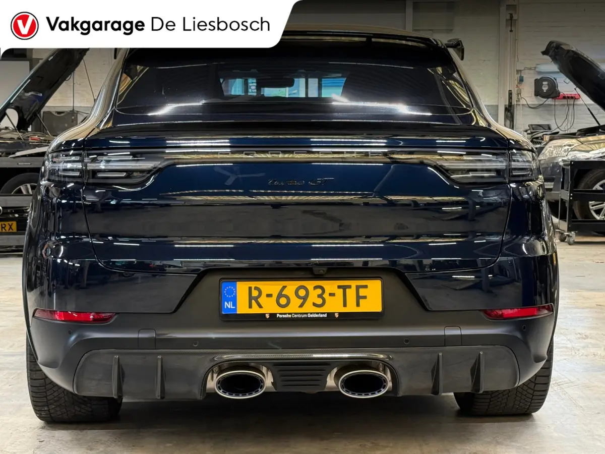 4.0 Turbo GT 641pk / Carbon dak / carbon pakket / 22inch / keramisch / dealer onderhouden