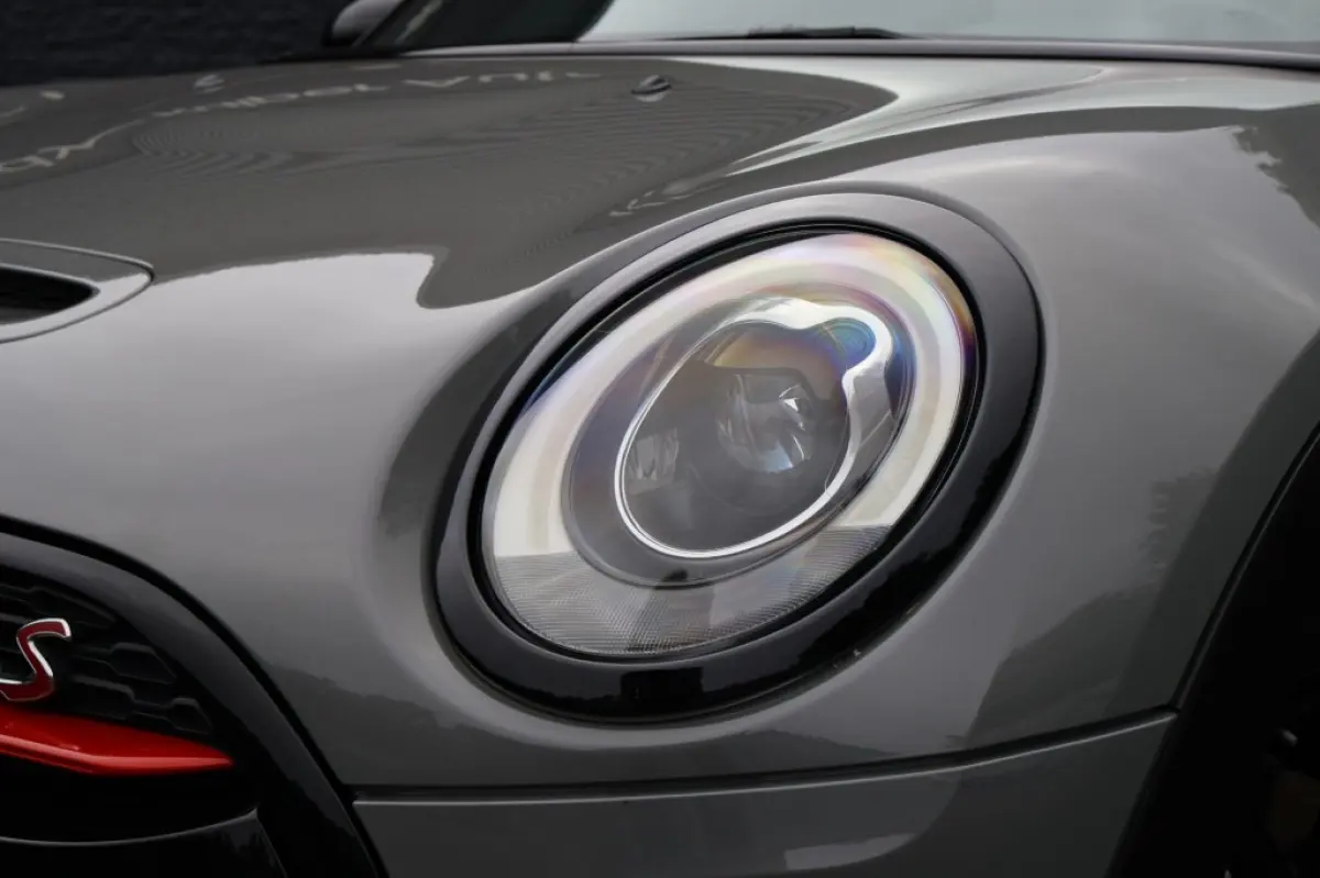 2.0 Cooper S Pepper (192pk) HUD/18inch/Keyless/LED/ACC/Sfeerverlichting