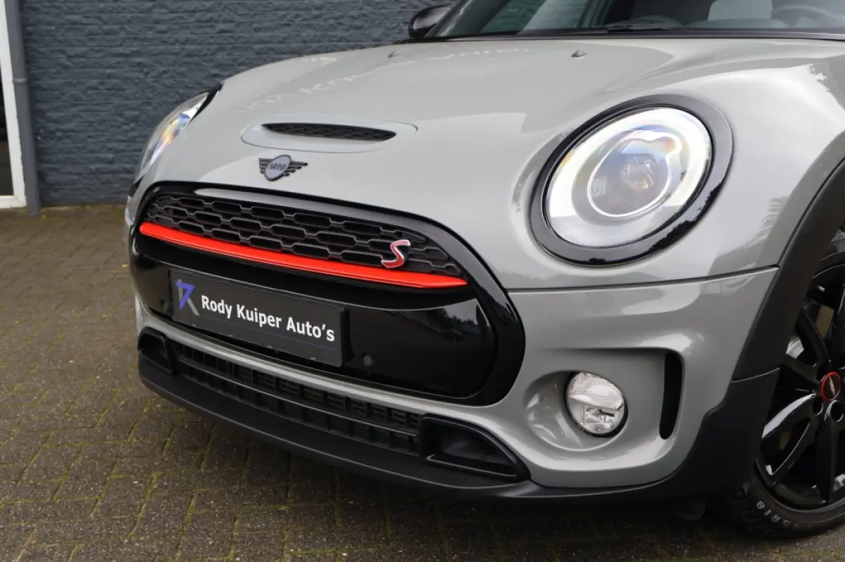 2.0 Cooper S Pepper (192pk) HUD/18inch/Keyless/LED/ACC/Sfeerverlichting