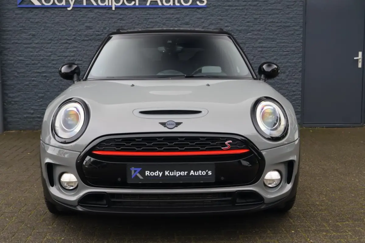 2.0 Cooper S Pepper (192pk) HUD/18inch/Keyless/LED/ACC/Sfeerverlichting