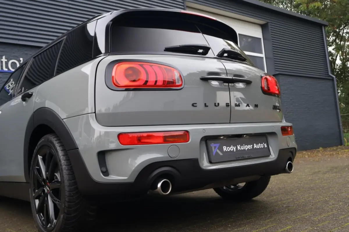 2.0 Cooper S Pepper (192pk) HUD/18inch/Keyless/LED/ACC/Sfeerverlichting