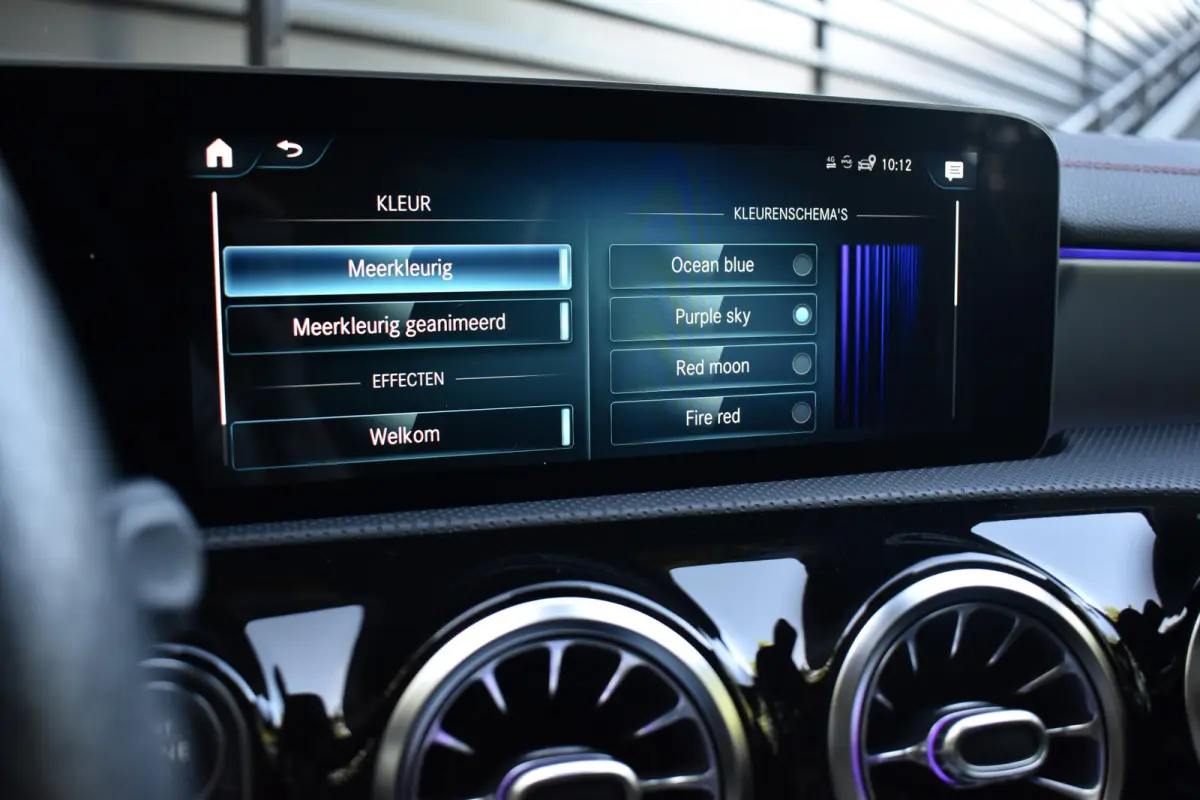 200 AMG Line | Panorama | Sfeerverlichting |  Widescreen Cockpit | Stoelverwarming |