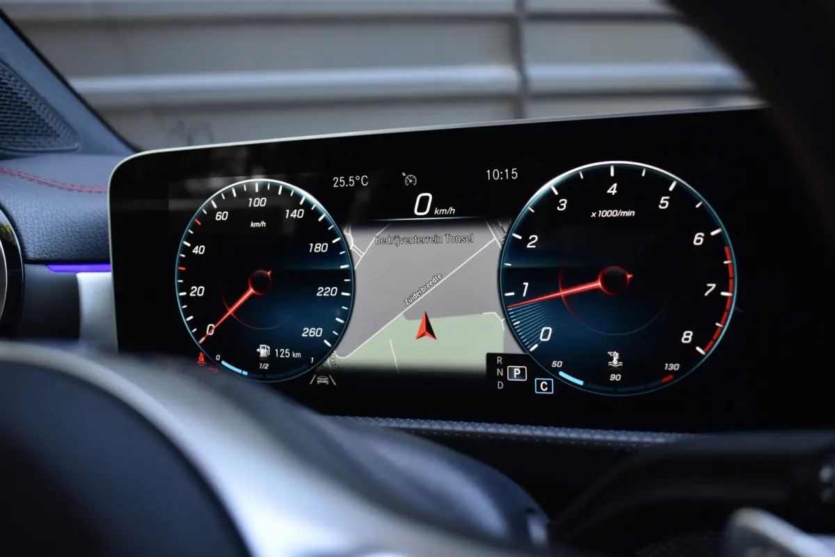200 AMG Line | Panorama | Sfeerverlichting |  Widescreen Cockpit | Stoelverwarming |