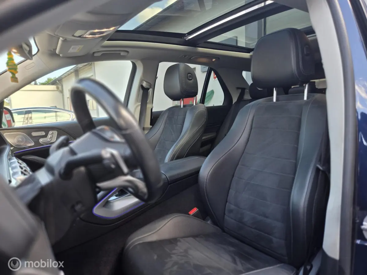 350 de 4MATIC Premium Plus AMG | Pano