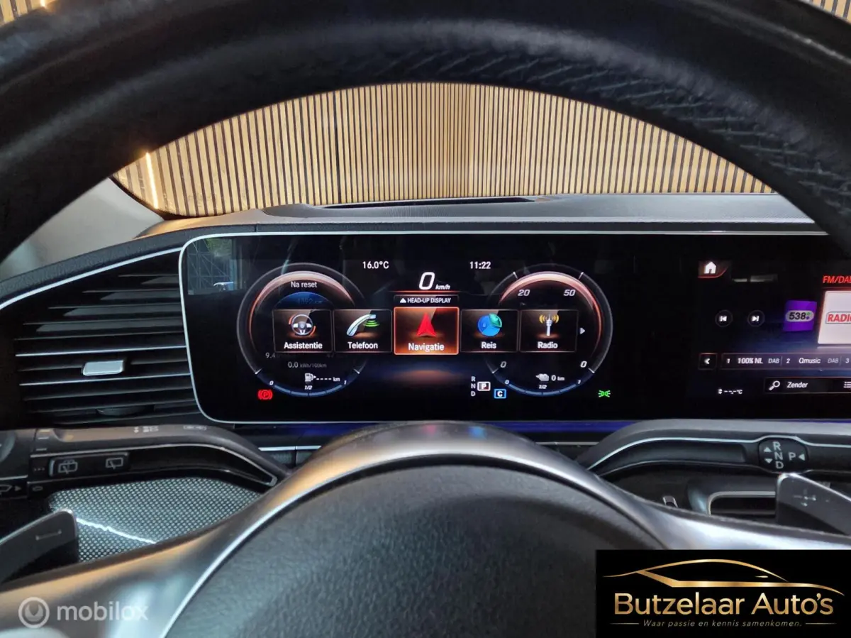350 de 4MATIC Premium Plus AMG | Pano